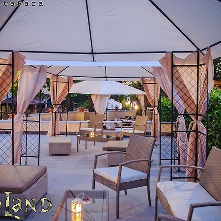 Il Redentore Bed & Breakfast ร็อกกา ดิ ปาปา ภายนอก รูปภาพ