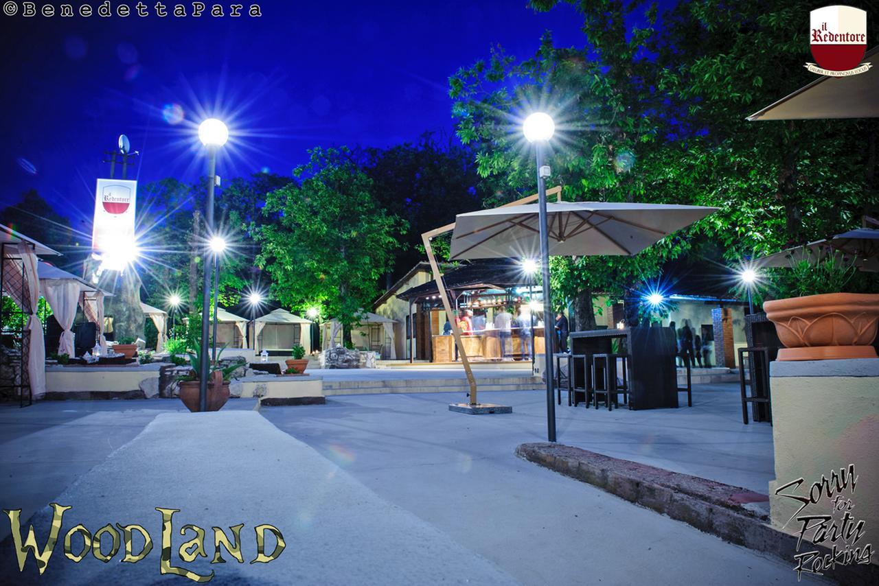 Il Redentore Bed & Breakfast ร็อกกา ดิ ปาปา ภายนอก รูปภาพ