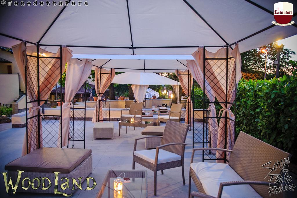 Il Redentore Bed & Breakfast ร็อกกา ดิ ปาปา ภายนอก รูปภาพ